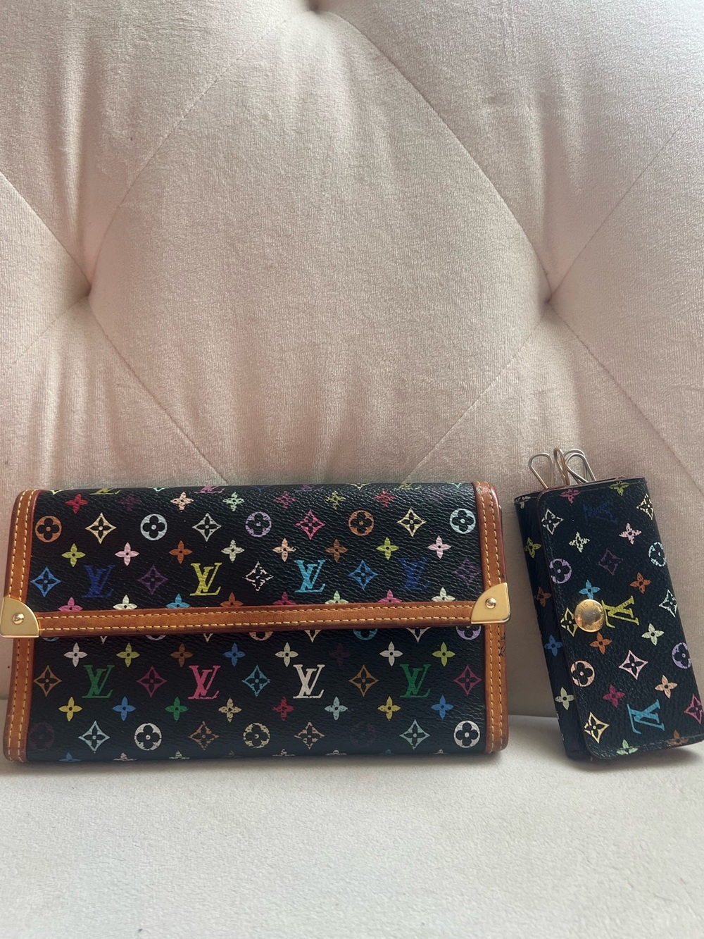 Louis Vuitton Mulicolor set wallet and keys holder